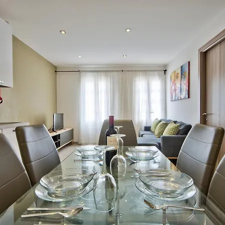 Апартаменты Cityvista - And Penthouse By Shortletsmalta Gzira