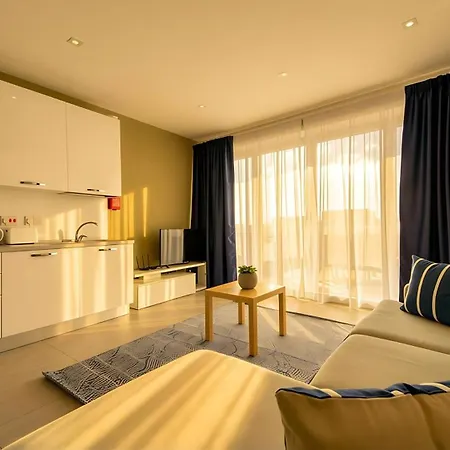 Apartament Cityvista - And Penthouse By Shortletsmalta Gzira